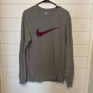 Nike Men's Long Sleeve Tee in Gray with Maroon Swoosh